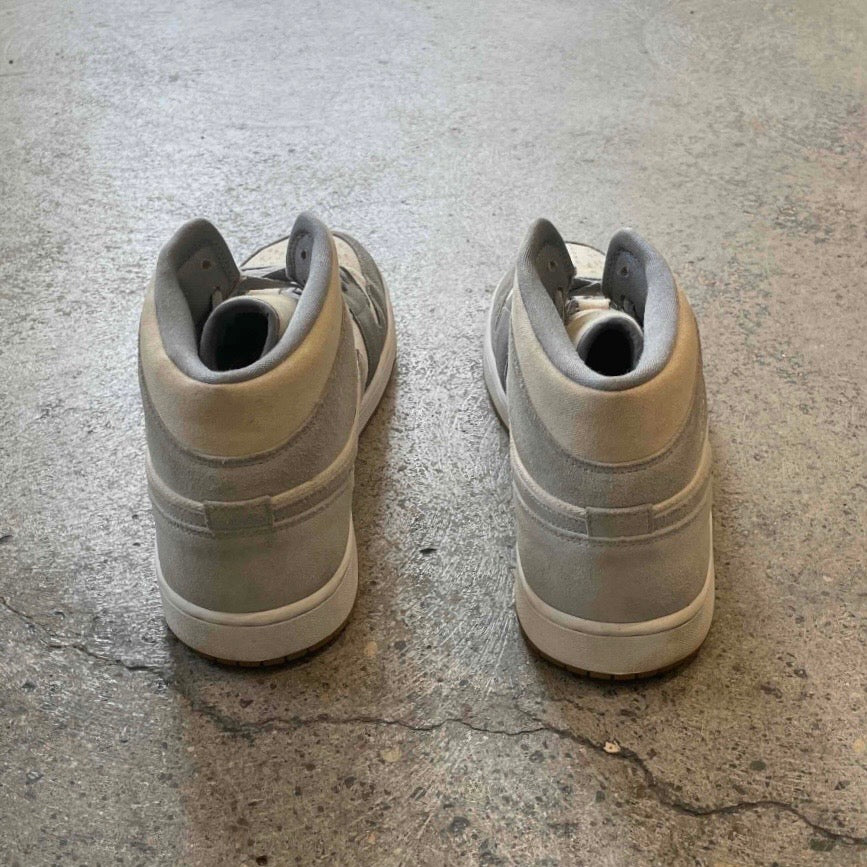 Jordan 1 Mid SE Coconut Milk Particle Grey