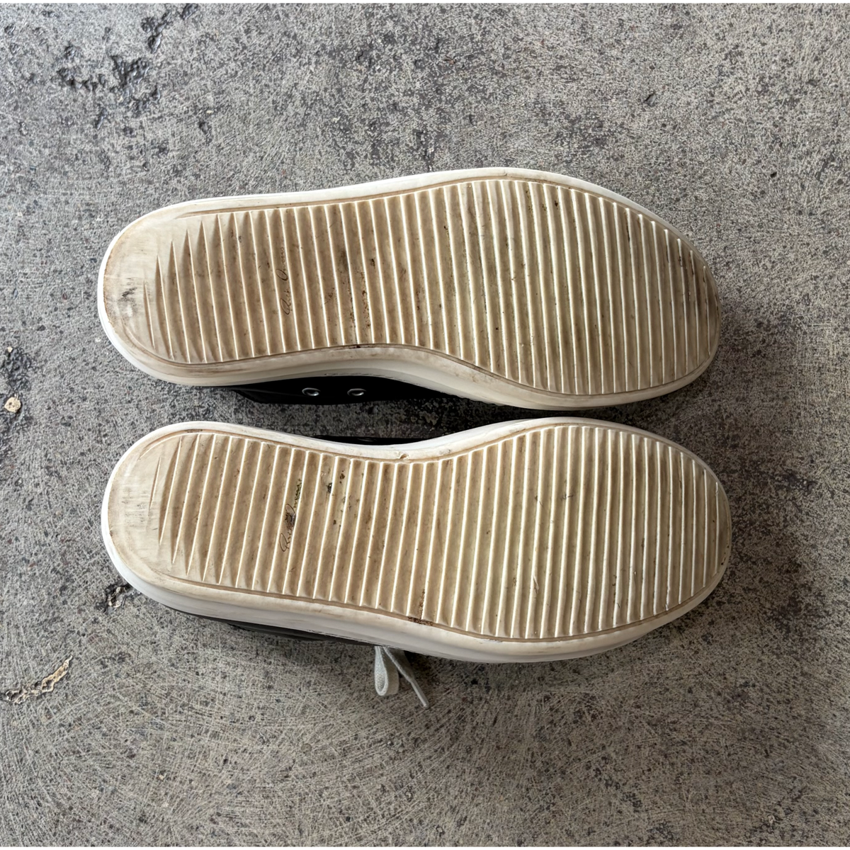 Rick Owens Low Leather Sneakers Black Milk