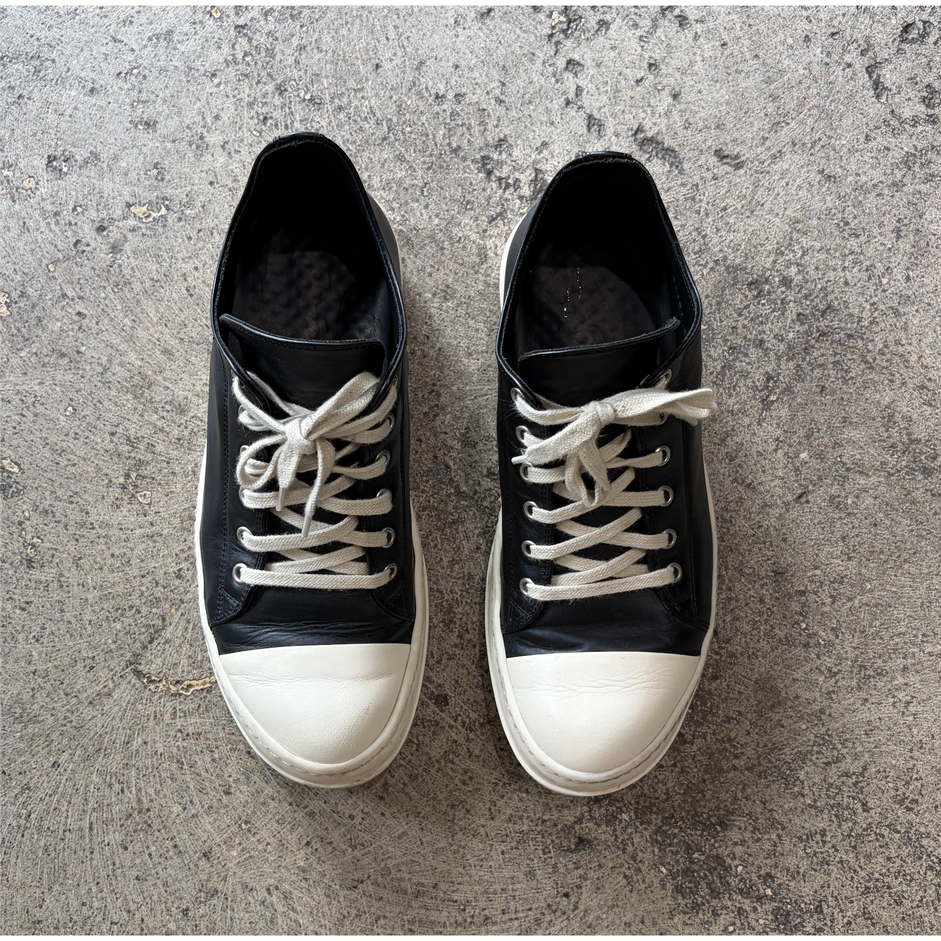 Rick Owens Low Leather Sneakers Black Milk