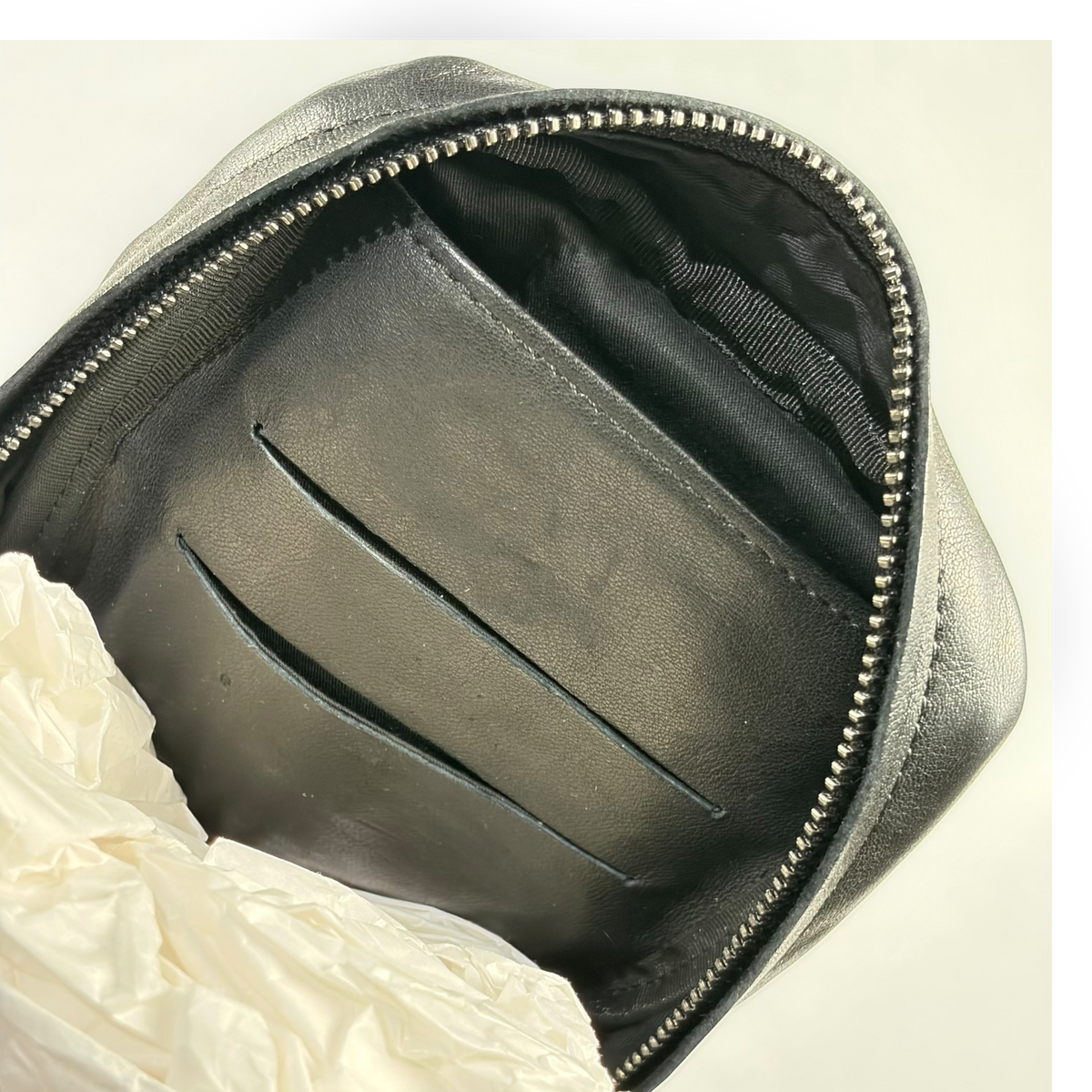 Yohji Yamamoto Scratch Horse Leather Zip Shoulder Pouch Black