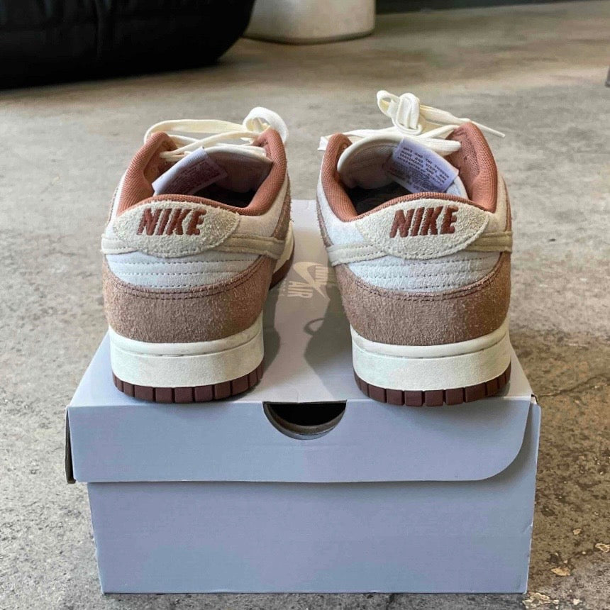 Nike Dunk Low Medium Curry