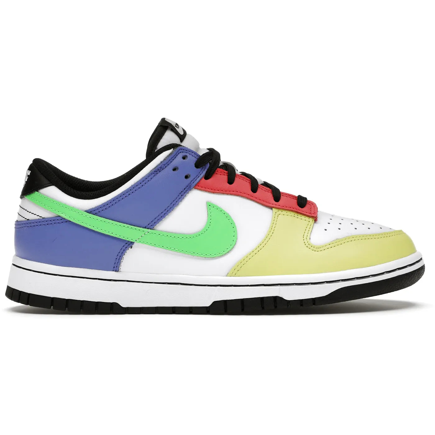 Nike Dunk Low Green Strike (Women's)