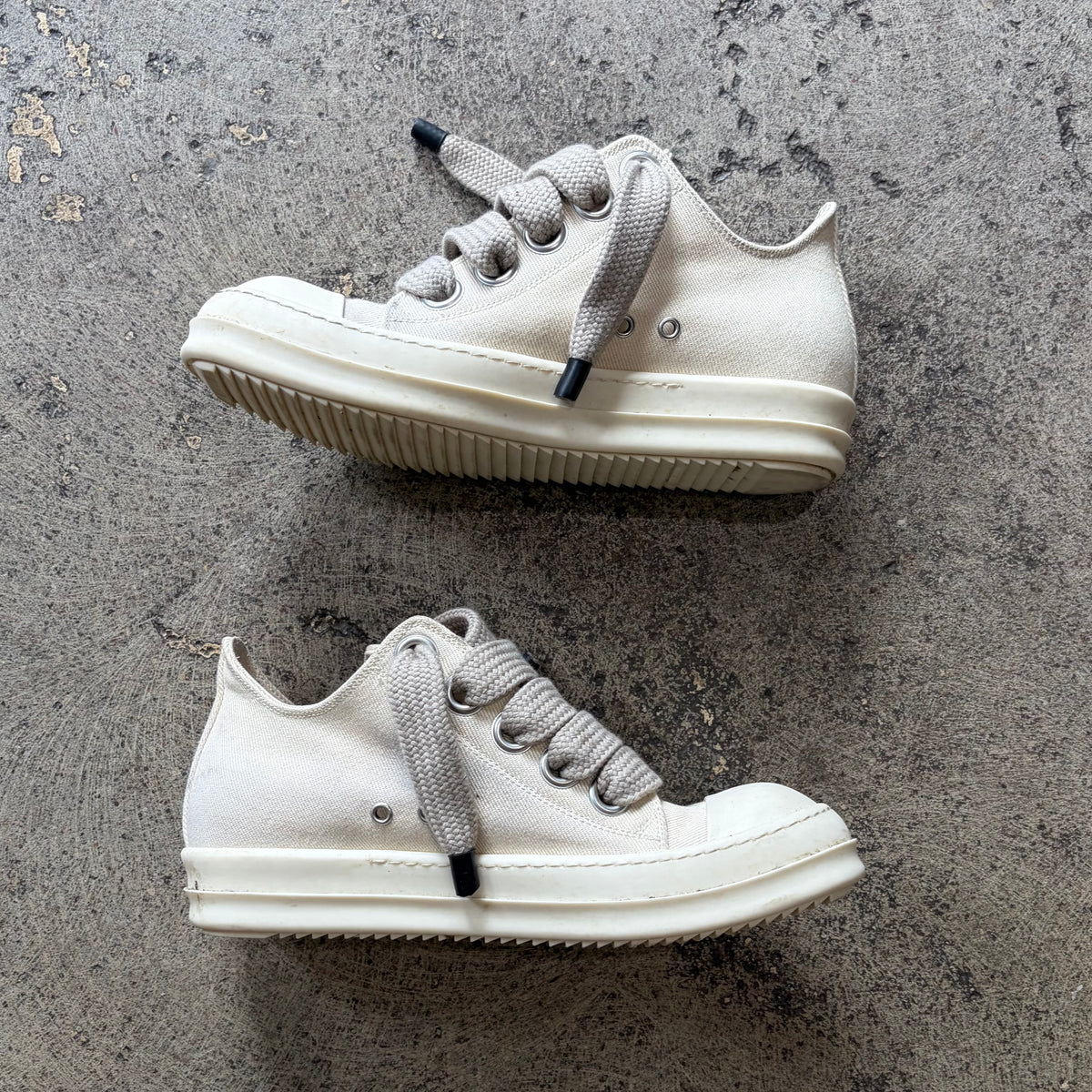 Rick Owens DRKSHDW Jumbolace Low Denim Sneakers Milk