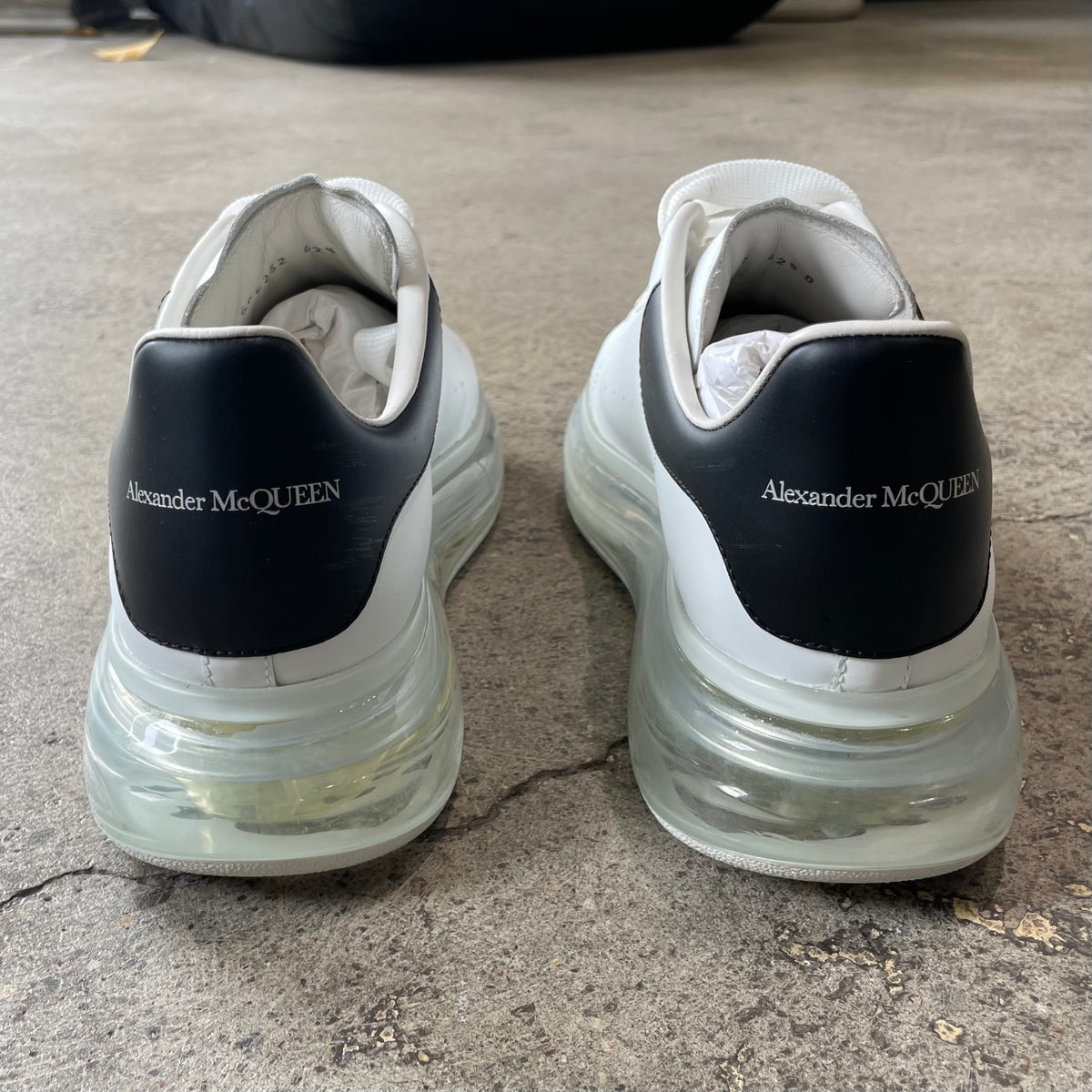 Alexander McQueen Oversized Clear Sole Black