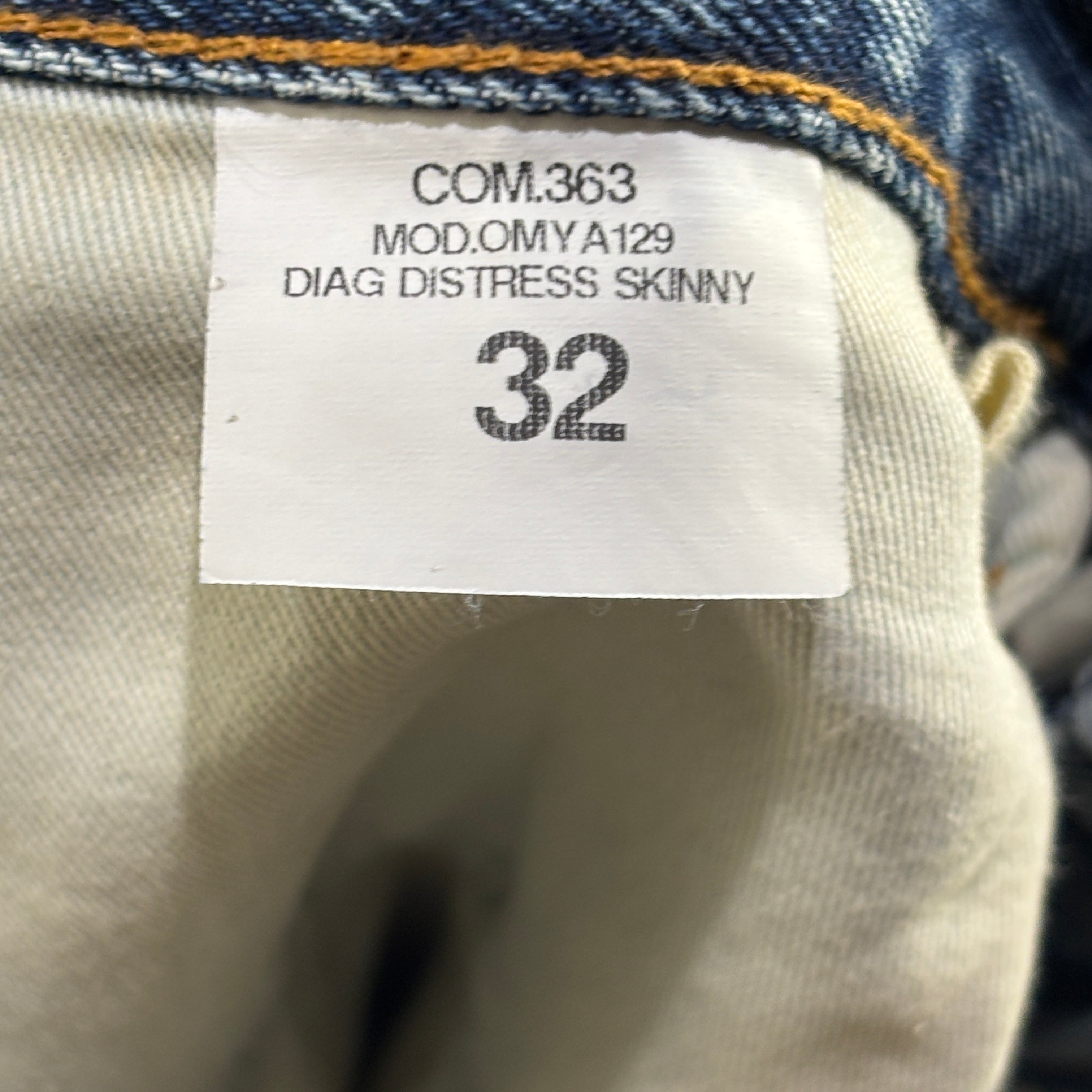 Off-White Diagonal Pocket Distress Skinny Jeans Blue