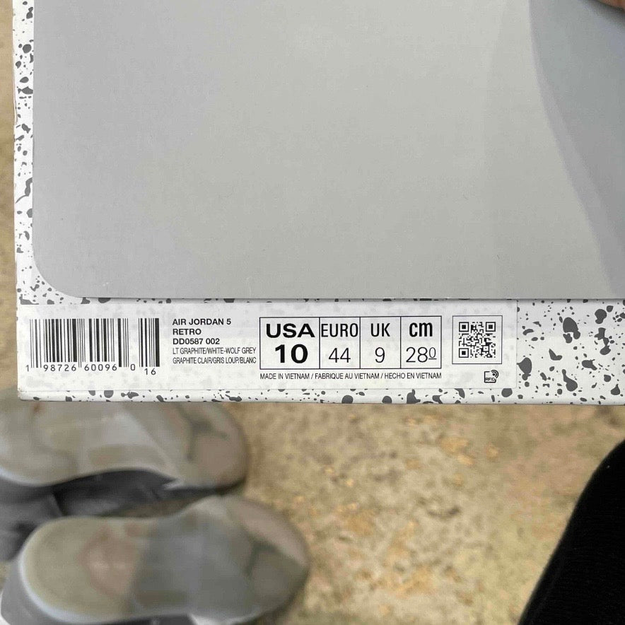 Jordan 5 Retro Wolf Grey (2026)