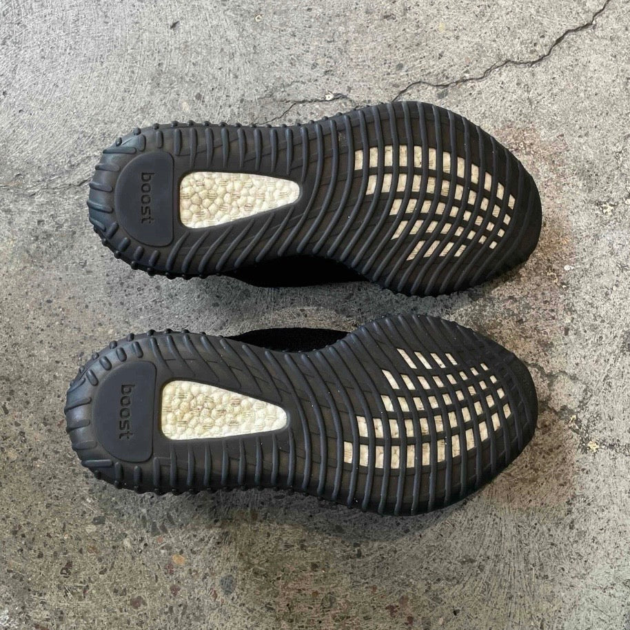 adidas Yeezy Boost 350 V2 Black Red