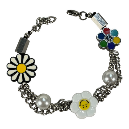 Salute Flower Smile Bracelet