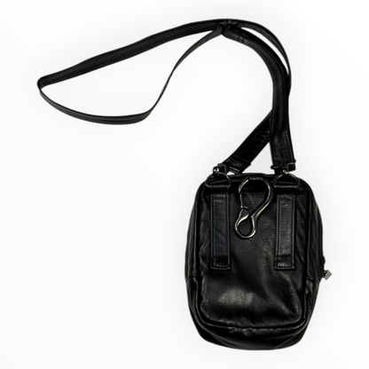 Yohji Yamamoto Scratch Horse Leather Zip Shoulder Pouch Black