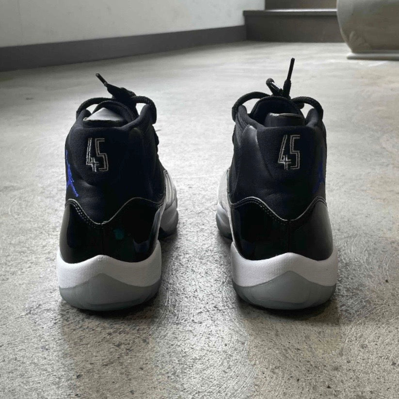 Jordan 11 Retro Space Jam (2016)