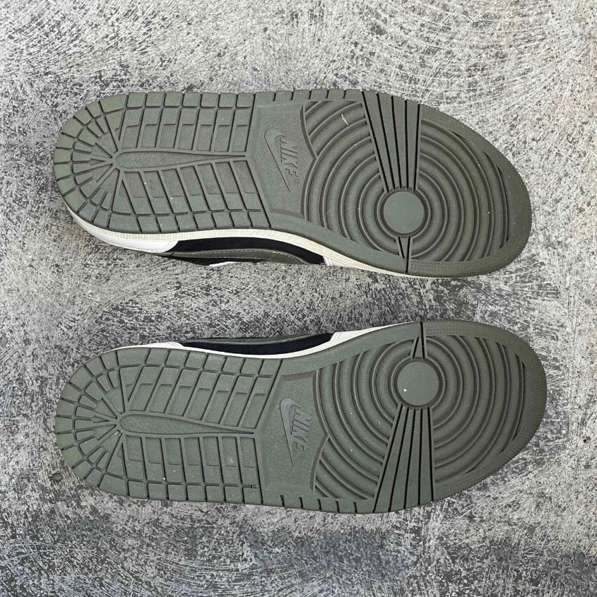 Jordan 1 Retro Low OG SP Travis Scott Olive (Women's)