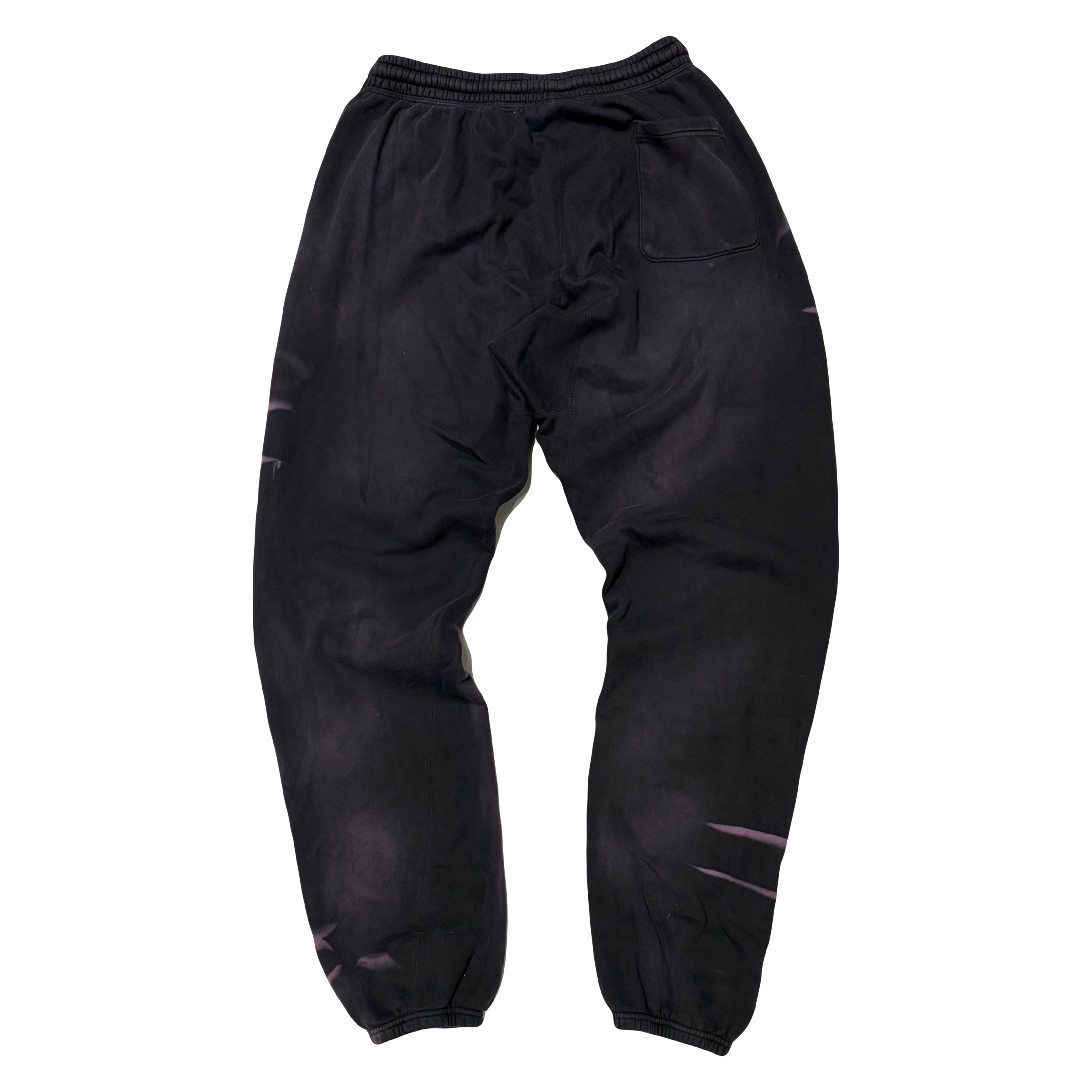 Hellstar Airbrushed Skull Closed Elastic Bottom Sweatpants Midnight Dye Black