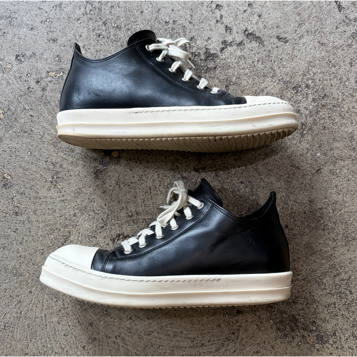 Rick Owens Low Leather Sneakers Black Milk