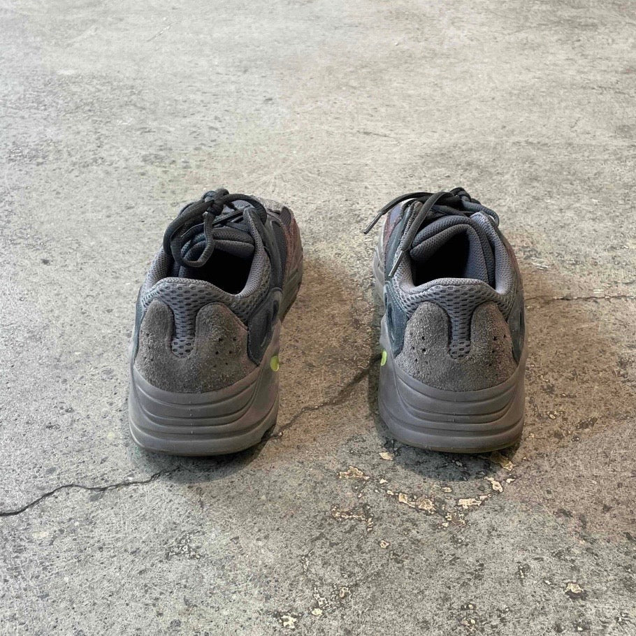 adidas Yeezy Boost 700 Mauve