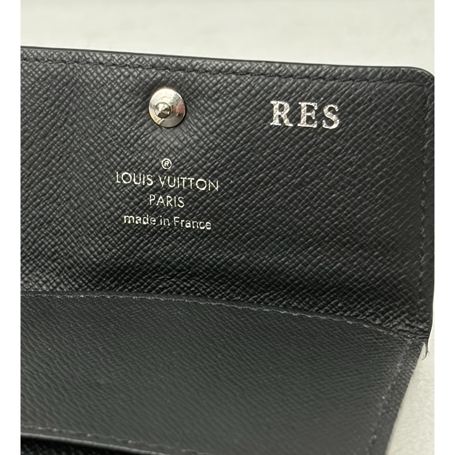 Louis Vuitton Damier Graphite 6 Key Holder