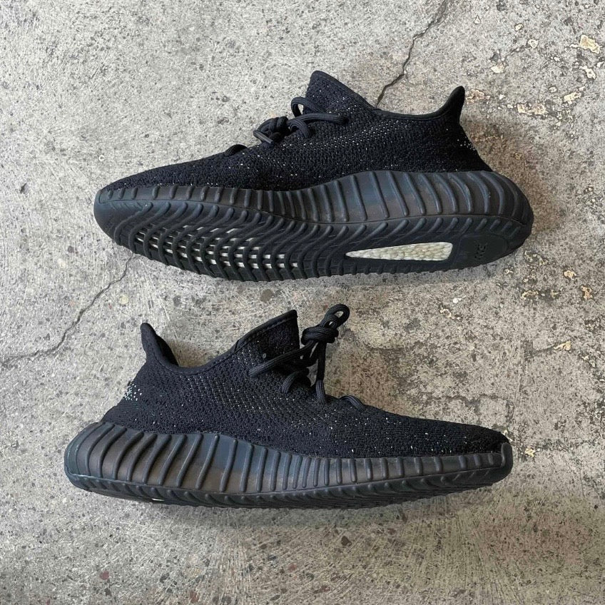 adidas Yeezy Boost 350 V2 Core Black White